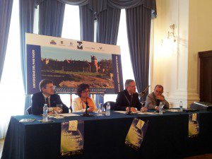 20140508_NP_PresentaciónCursosVerano_Salud